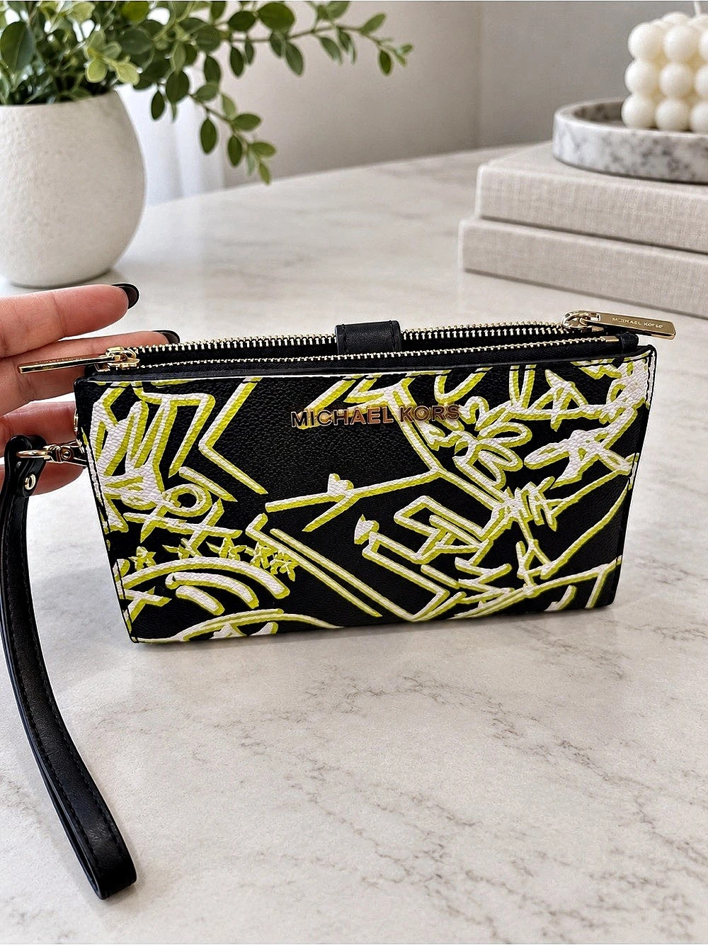 Michael Kors Jet Set Double Zip Graffiti Wristlet Wallet Black Neon Yellow Y2K